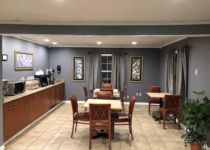 Hotel Capital O First Heritage Il I 57 Rantoul