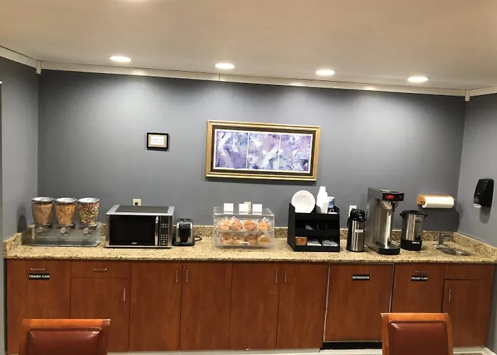 Capital O First Heritage Il I 57 Hotel Rantoul