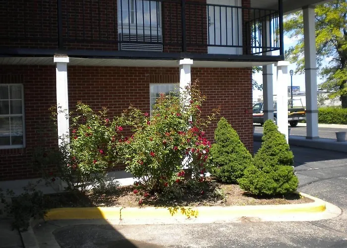 Hotel Capital O First Heritage Il I 57 Rantoul