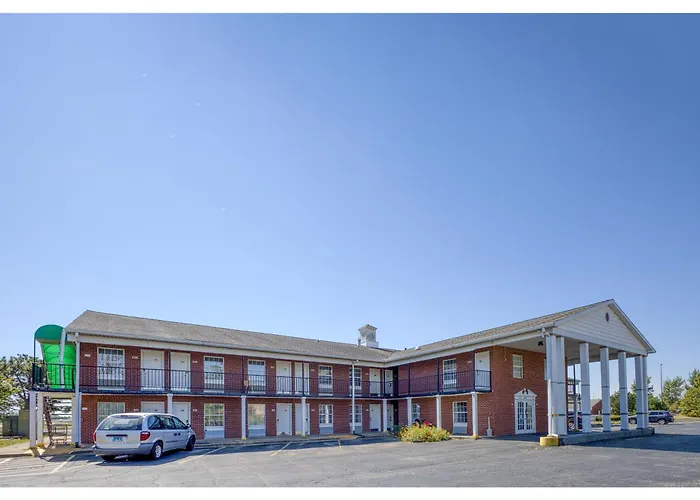 Capital O First Heritage Il I 57 Hotel Rantoul