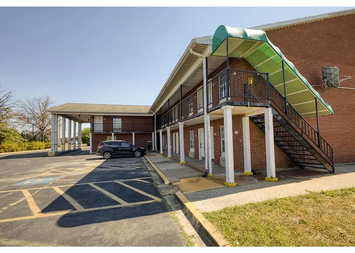 Capital O First Heritage Il I 57 Hotel Rantoul