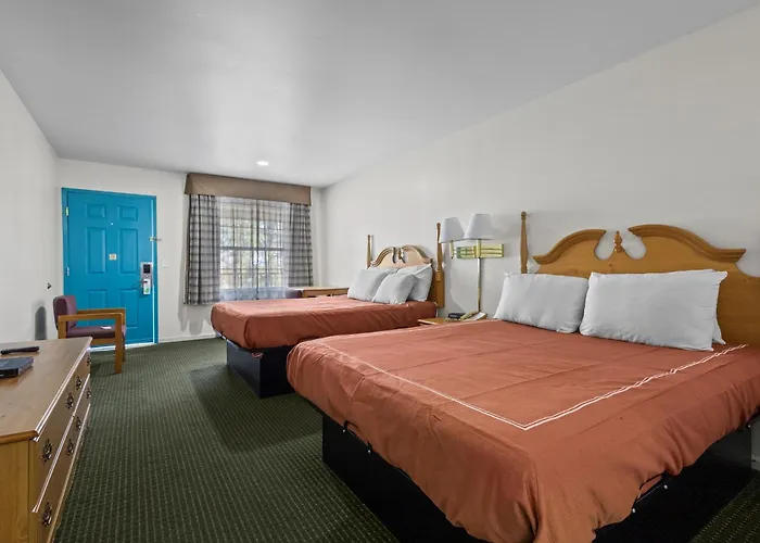 Capital O First Heritage Il I 57 Hotel 2*